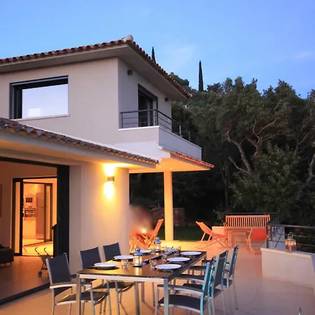 Villa Marinarca Sitew Vecchio Marina Di Fiori Vue Piscine Chauffee Clim A Pied Tennis Porto-Vecchio (Corsica)