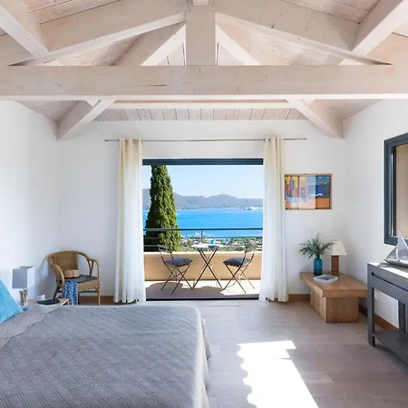 Marinarca Sitew Vecchio Marina Di Fiori Vue Piscine Chauffee Clim A Pied Tennis *