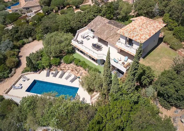 וילה Marinarca Sitew Vecchio Marina Di Fiori Vue Piscine Chauffee Clim A Pied Tennis פורטו-וישיו