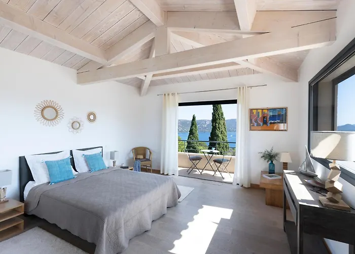 Вилла Marinarca Sitew Vecchio Marina Di Fiori Vue Piscine Chauffee Clim A Pied Tennis *
