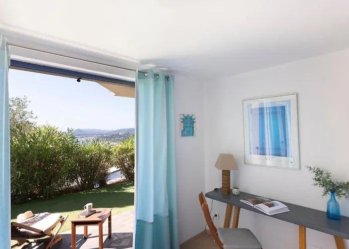 Вилла Marinarca Sitew Vecchio Marina Di Fiori Vue Piscine Chauffee Clim A Pied Tennis *